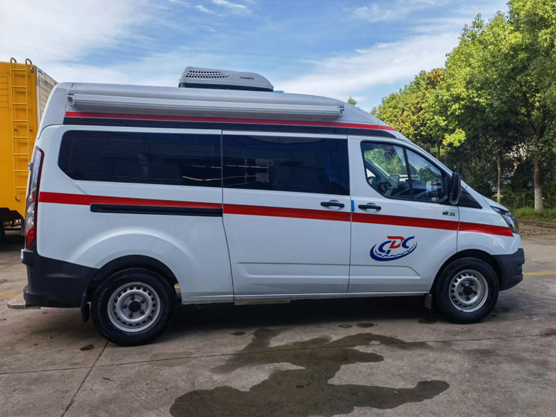 福特V362取樣檢測車（柴油）