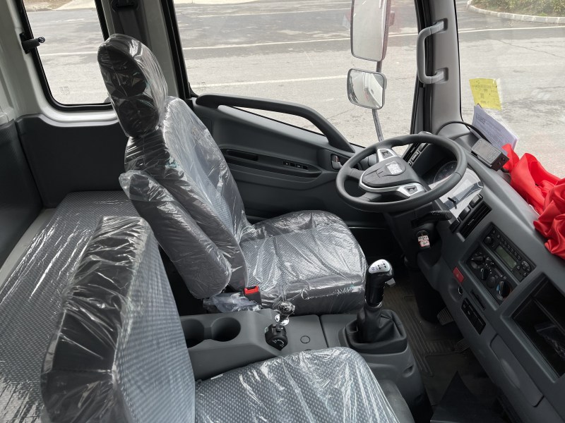 國六江淮5.2米冷藏車